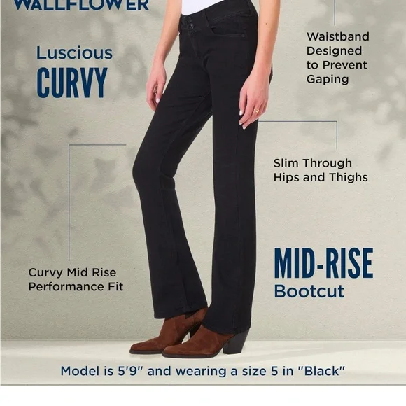 Wallflower Luscious Curvy Bootcut Jeans - NWT - Picture 3 of 6